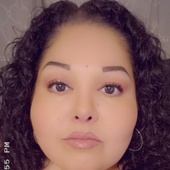 Meet your Posher, Marisa - Picture 3 of 4